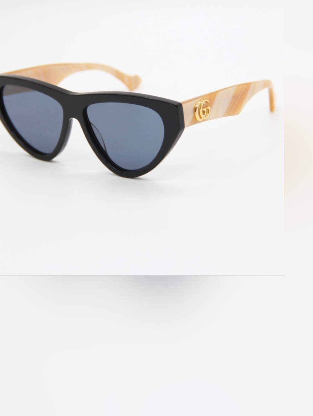Gucci GG1333S model/004Black Cat-Eye Sunglasses - Picture 16 of 16